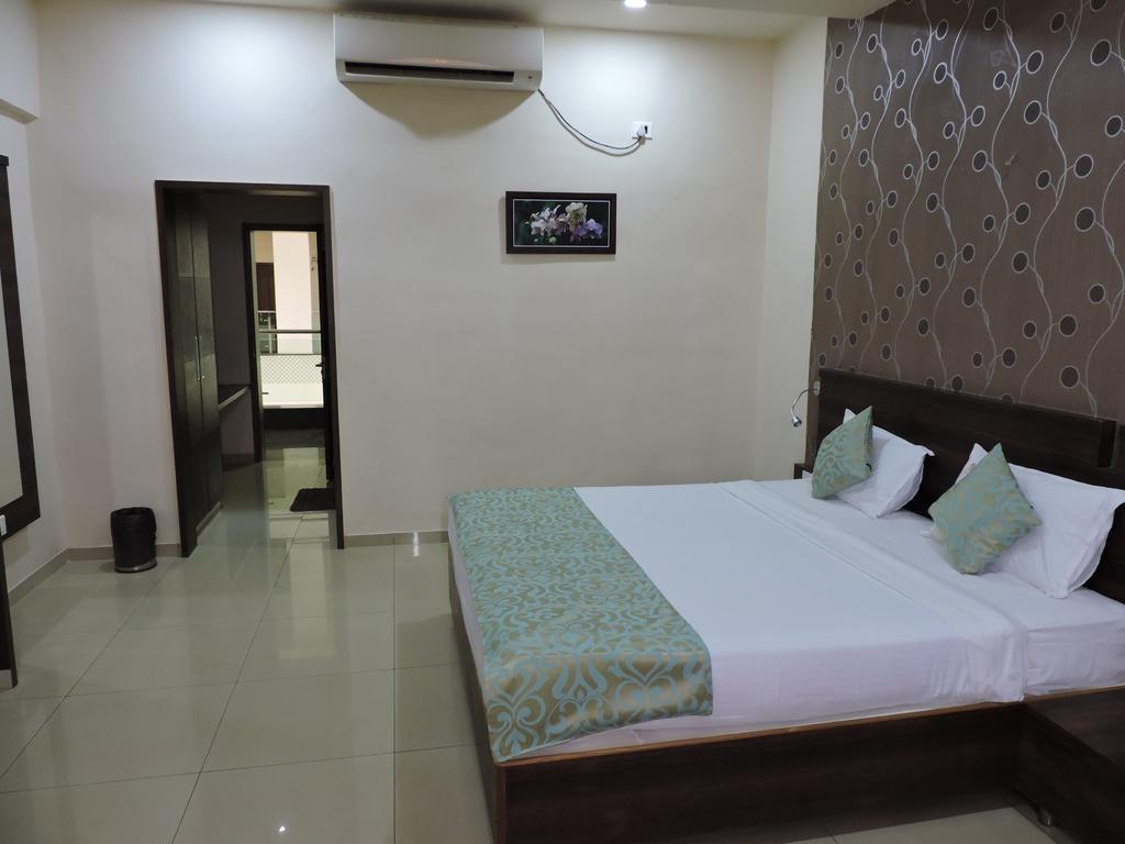 فندق Ratnāgiriفي  فندق سانجام ريجنسي الغرفة الصورة